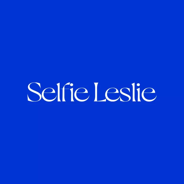 Selfie Leslie 